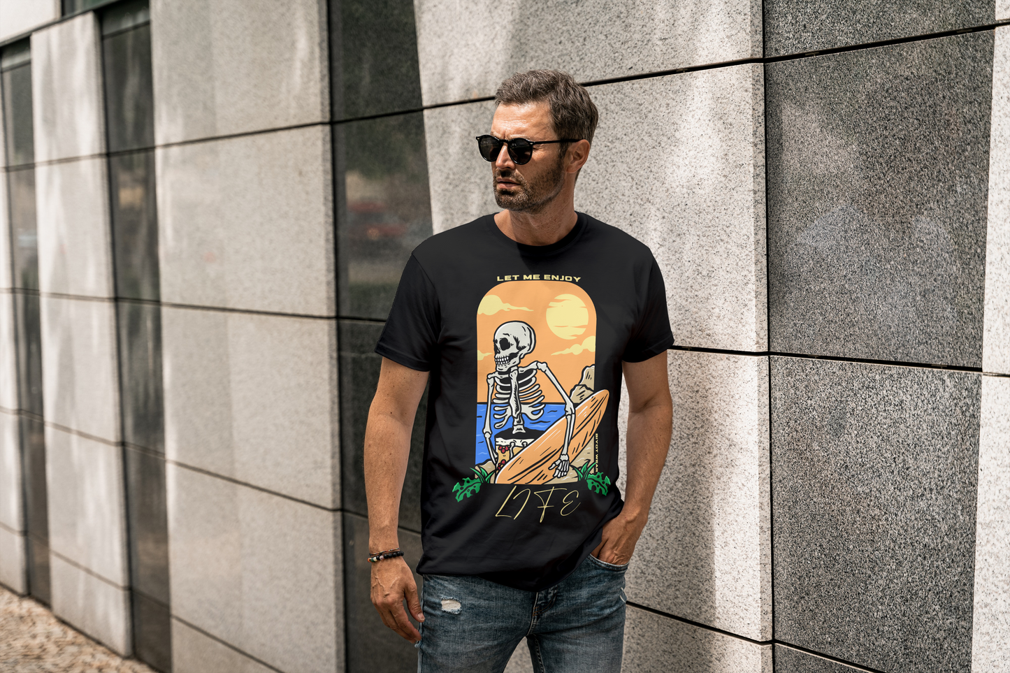 Vacation Skeleton T-shirt - Black